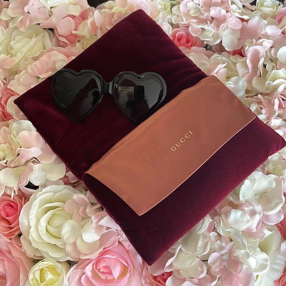 Gucci Heart Black 💨 🖤 🕶 Hollywood Forever Sunglasses